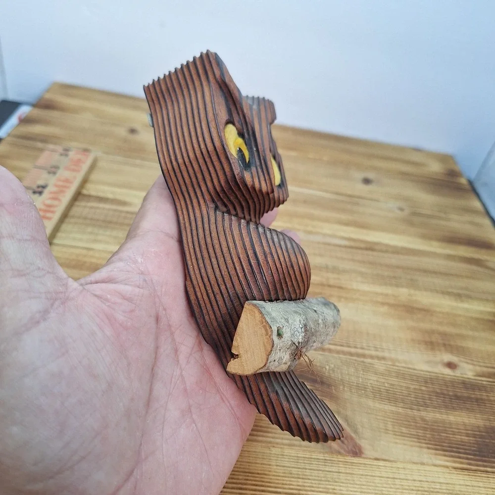 Unbranded hand carved